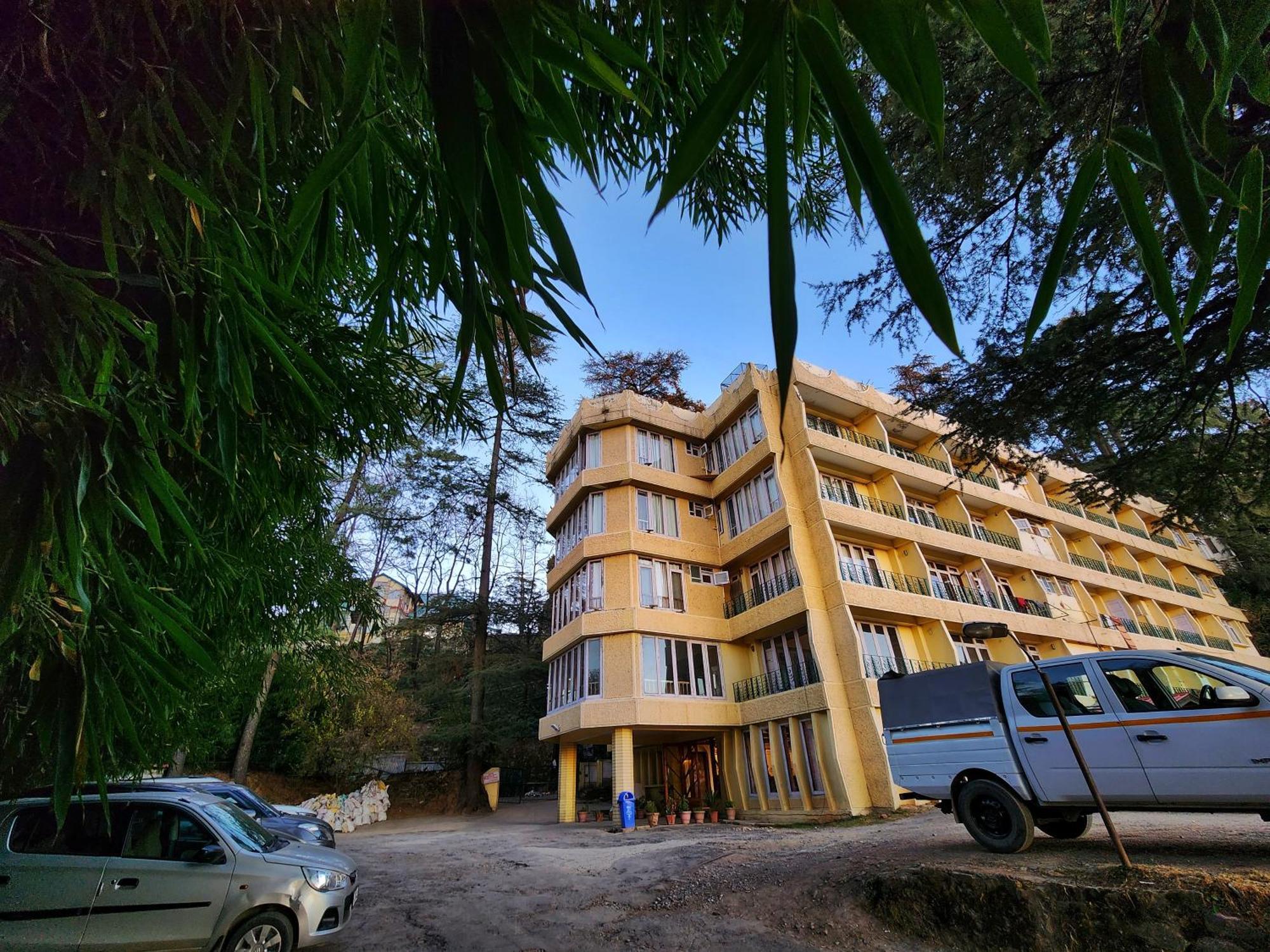 Hotel Pineview שימלה מראה חיצוני תמונה