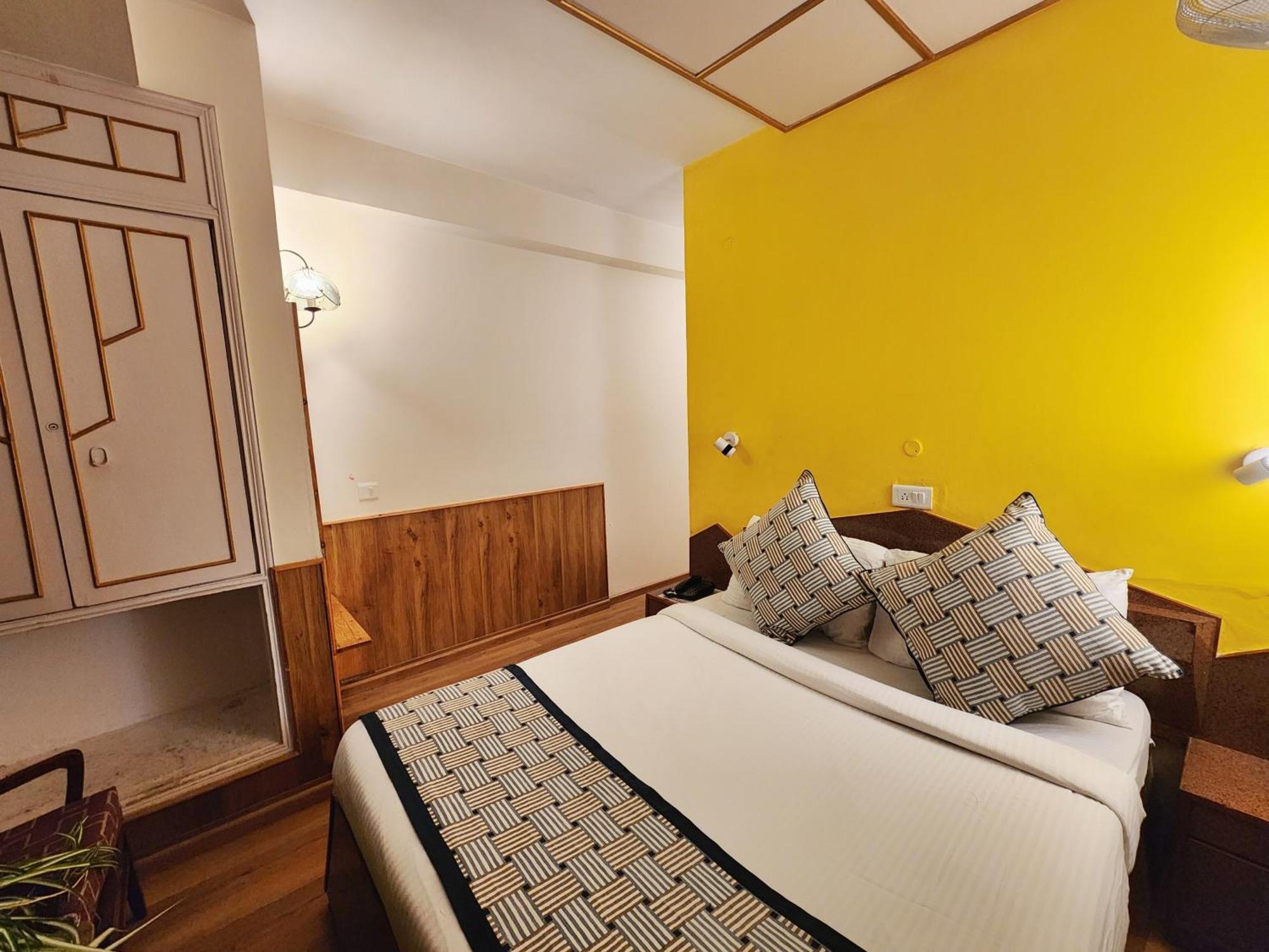 Hotel Pineview שימלה מראה חיצוני תמונה